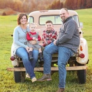 Meet your Posher, Charity